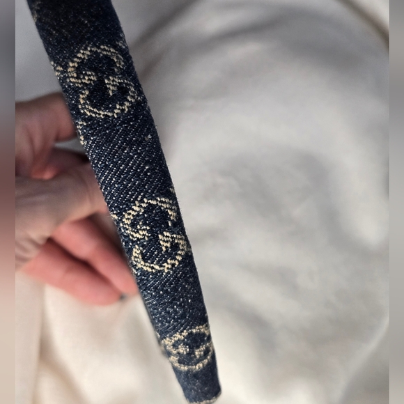 Gucci GG Canvas Headband EUC - Picture 7 of 7
